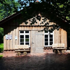 Schulmuseum Bohlenbergerfeld: Infohütte