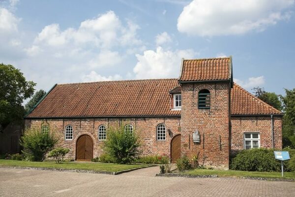 Neustadtgödens: Kath. Kirche